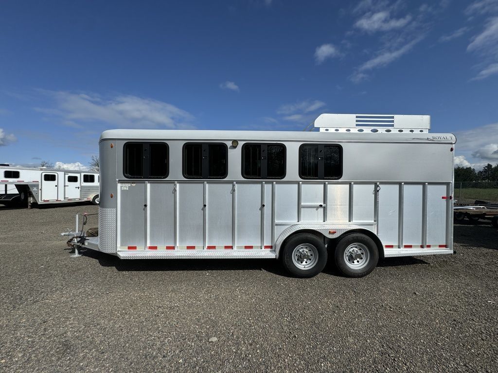 2011 Royal T