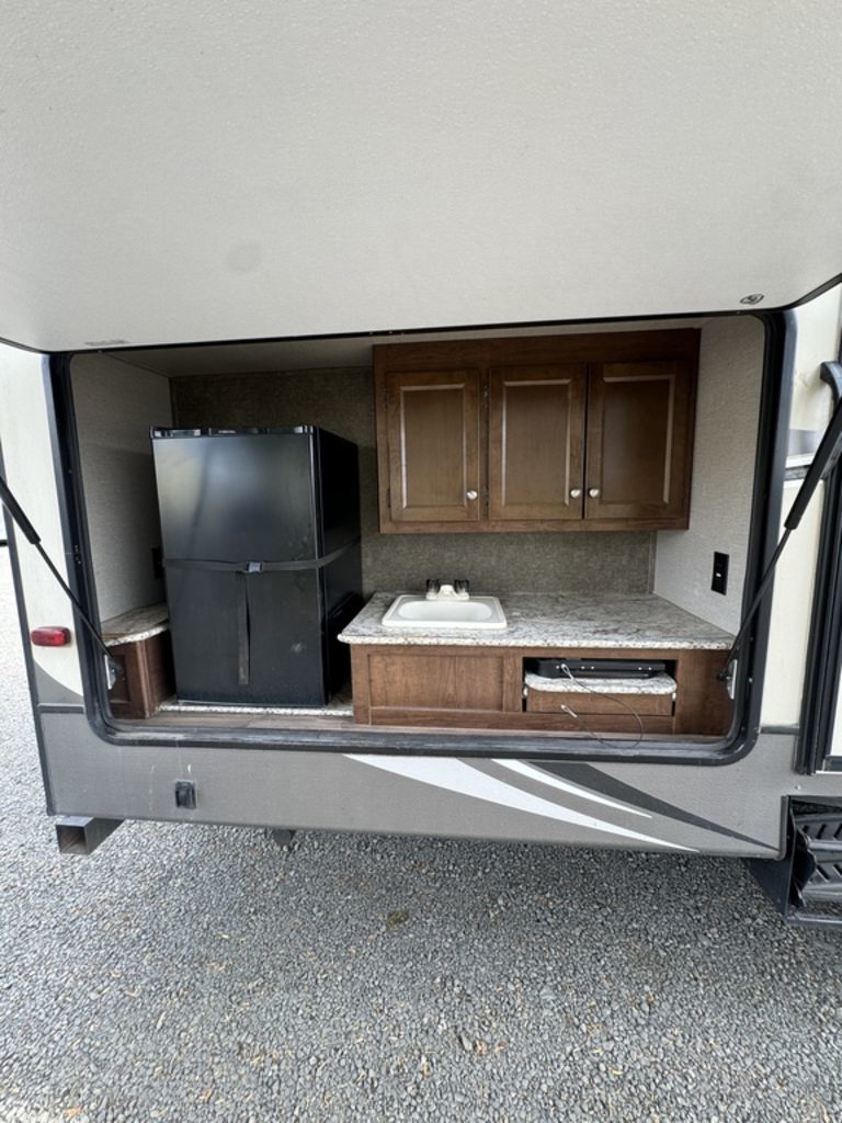 2017 Keystone RV hideout 308bhds