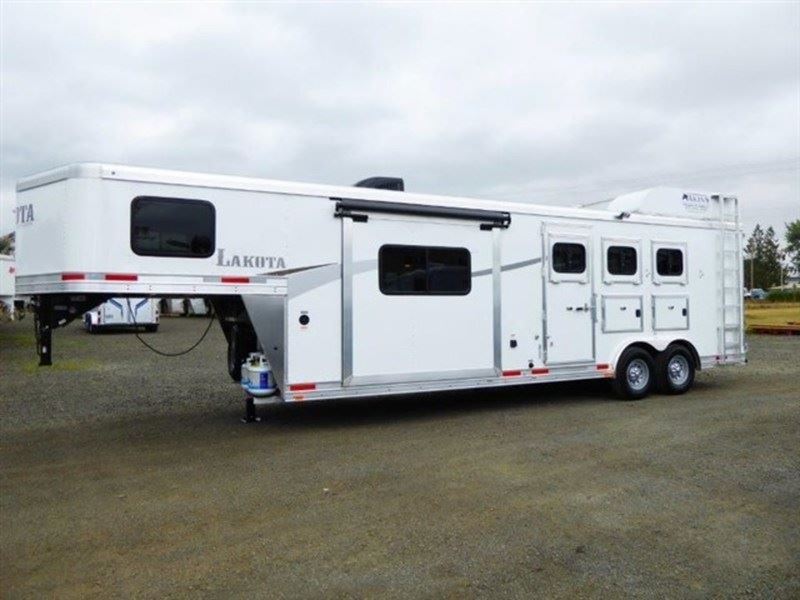2018 Lakota Trailers ACX11