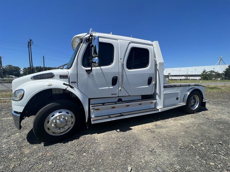 2007 Summit Truck Bodies Freightliner M2