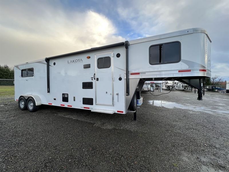 2023 Lakota Trailers Colt AC39