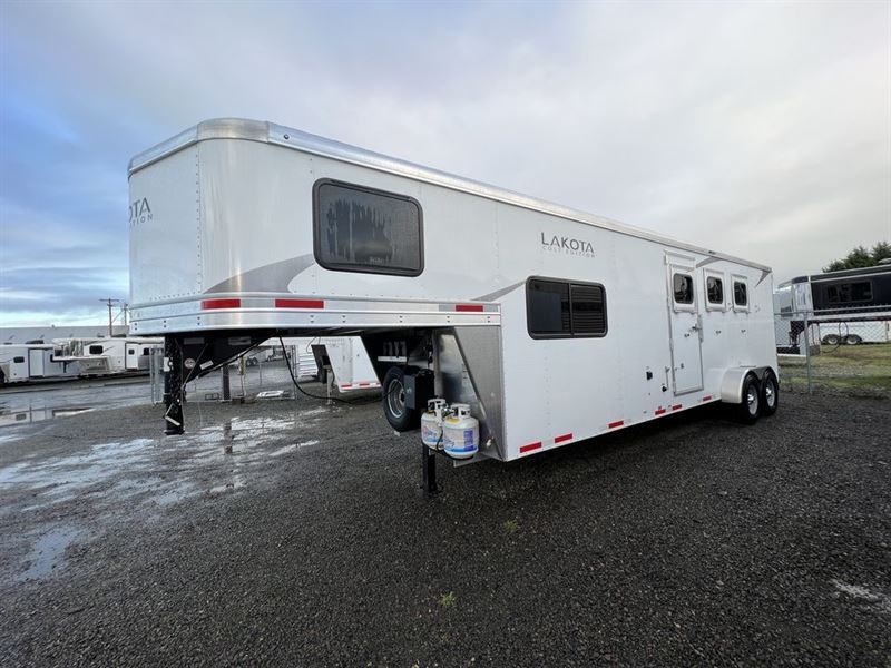 2023 Lakota Trailers Colt AC39