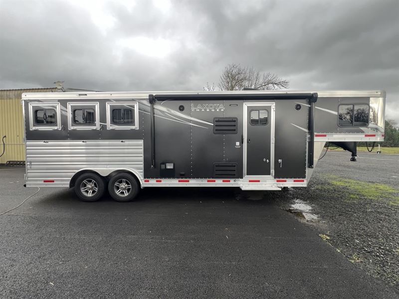 2024 Lakota Trailers Charger C839DR