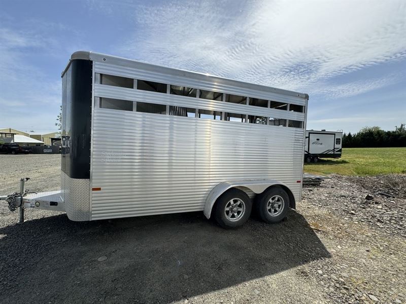 2021 Sundowner stockman special