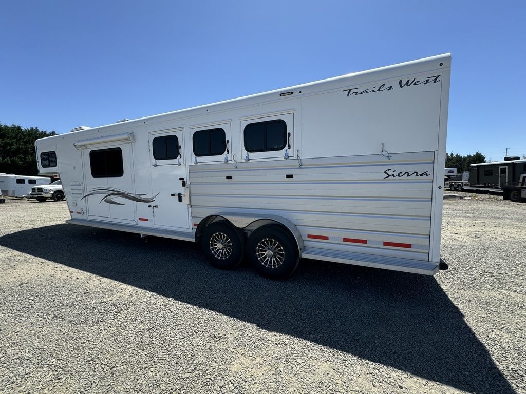Trailer Photo 3