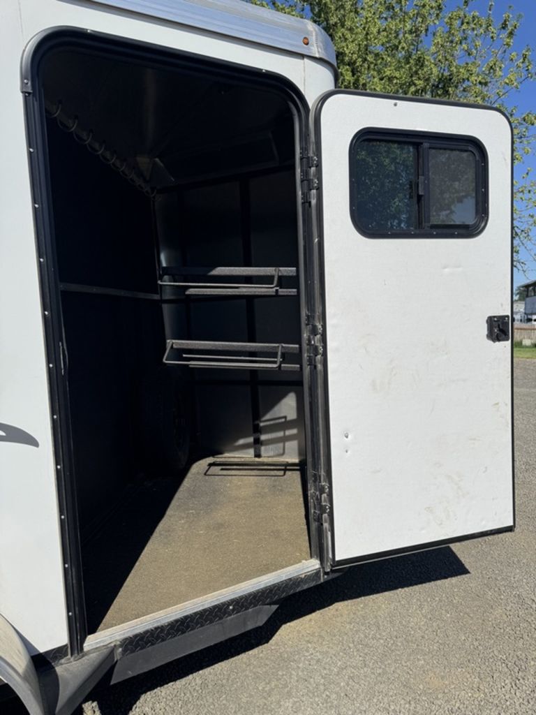 Trailer Photo 15