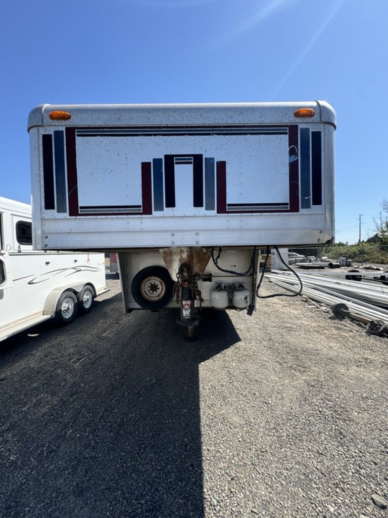 Trailer Photo 3