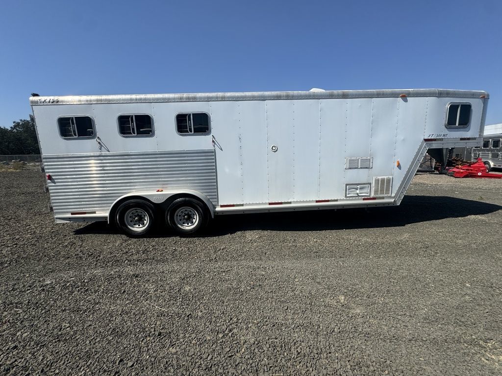 2000 Exiss xt300 3 h with mid tack