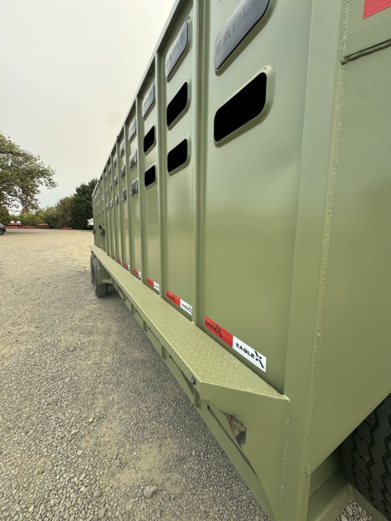 Trailer Photo 7
