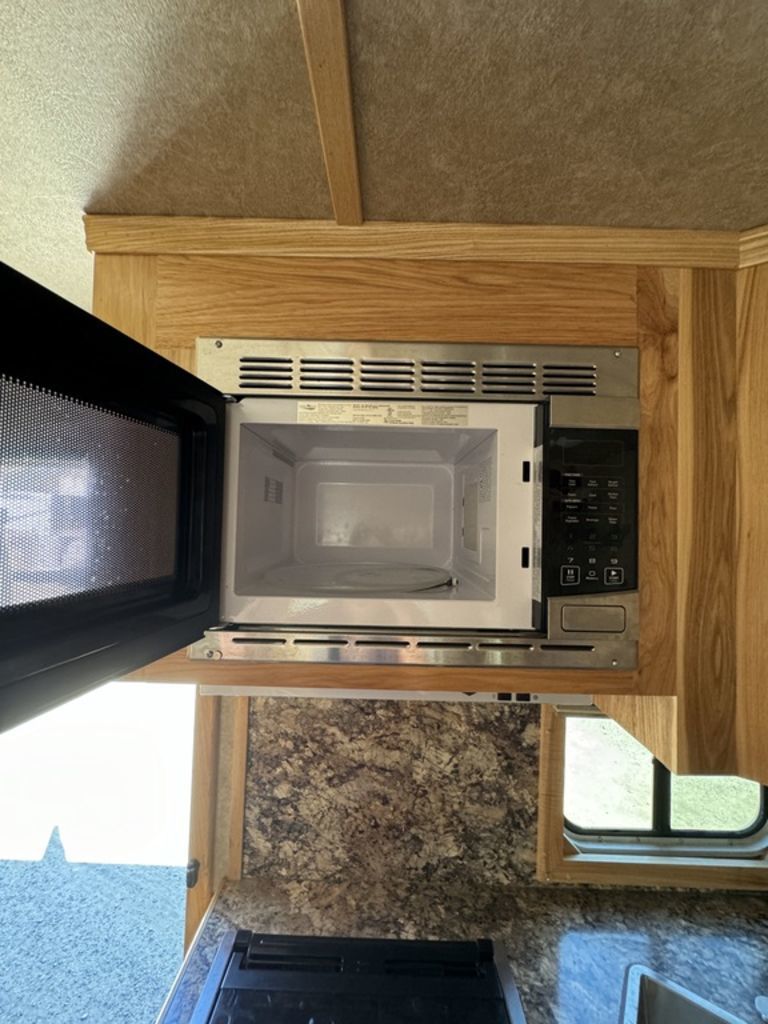 Trailer Photo 18