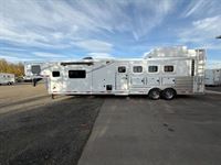 2026 4 horse Lakota Trailers Charger CH8415SR 4 H