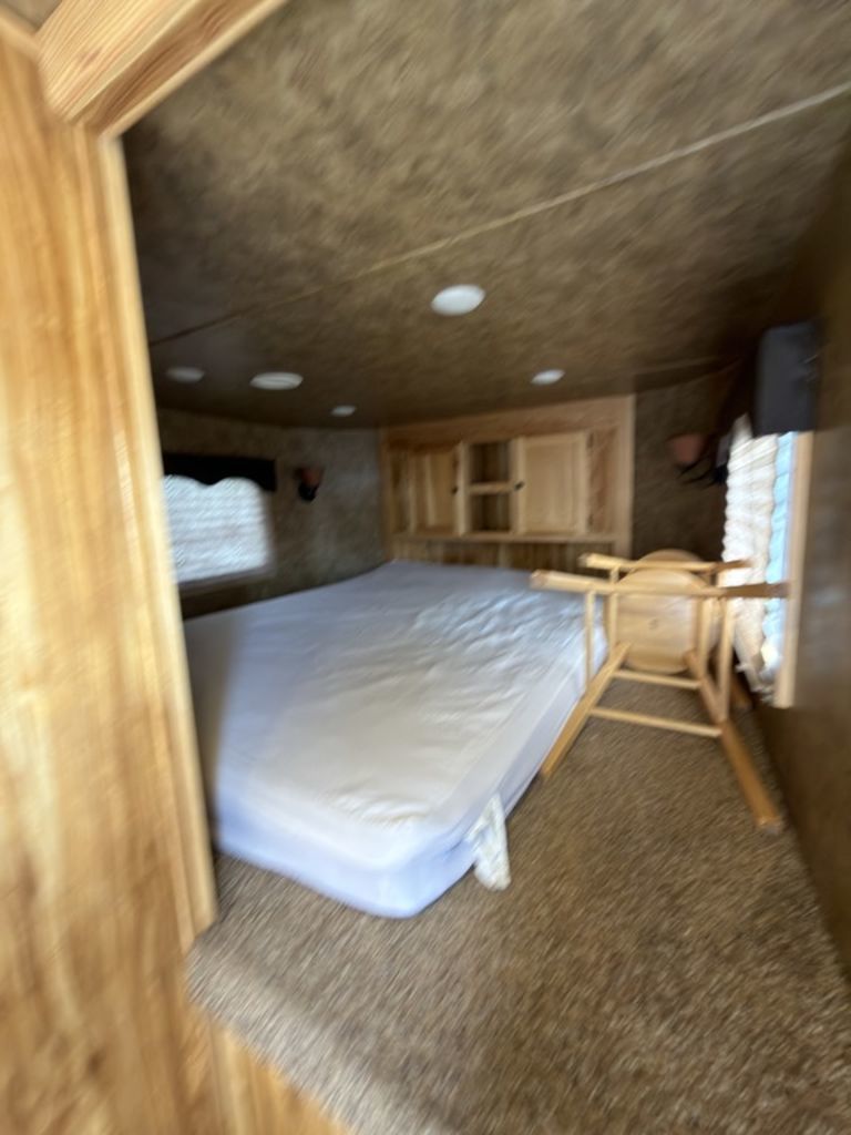 Trailer Photo 13