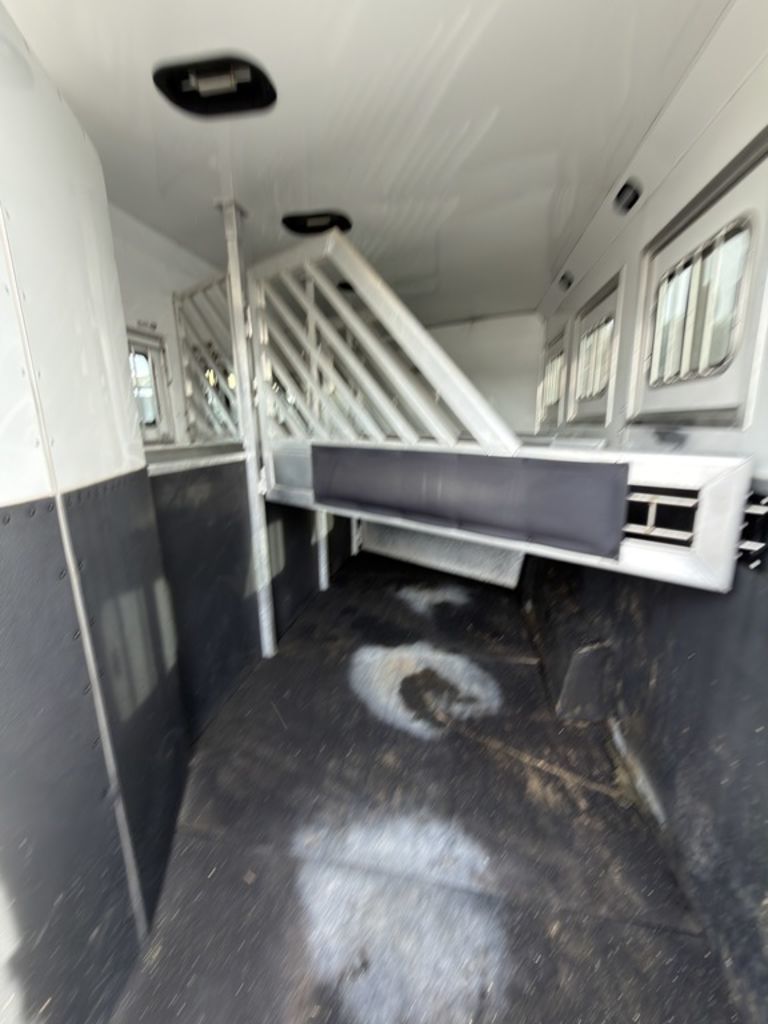 Trailer Photo 6