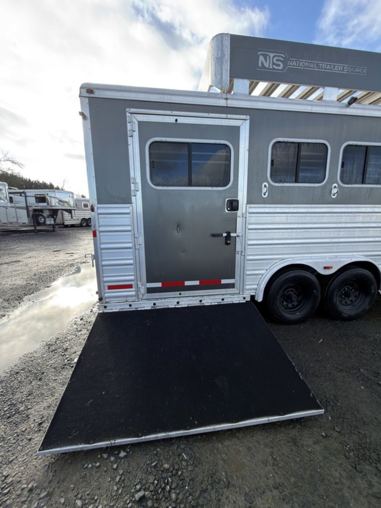 Trailer Photo 8