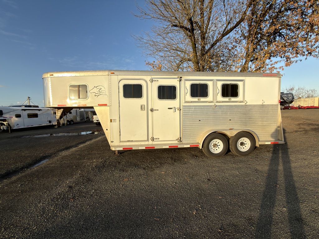 Trailer Photo 2