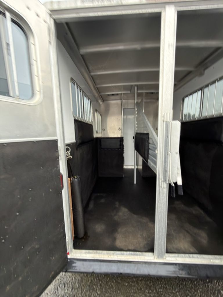 Trailer Photo 6