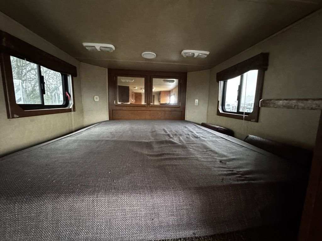 Trailer Photo 23