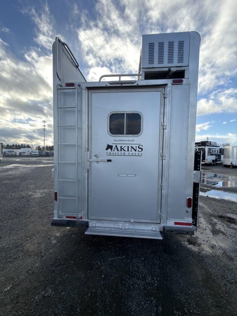 Trailer Photo 10