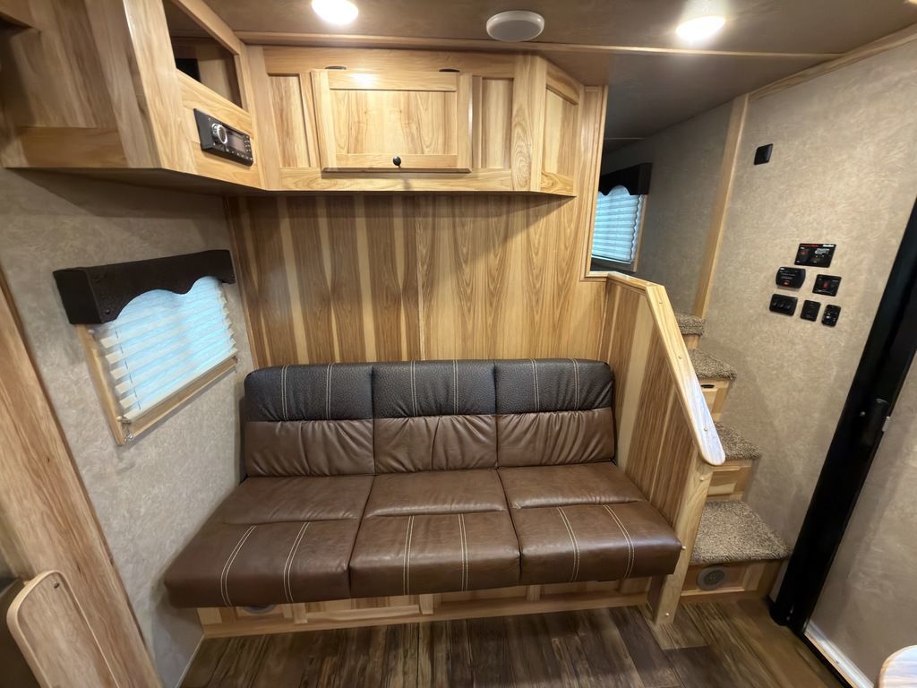 Trailer Photo 16