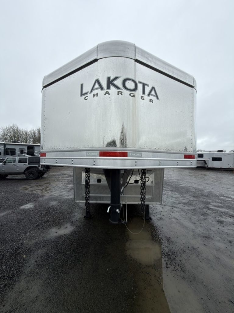 Trailer Photo 3