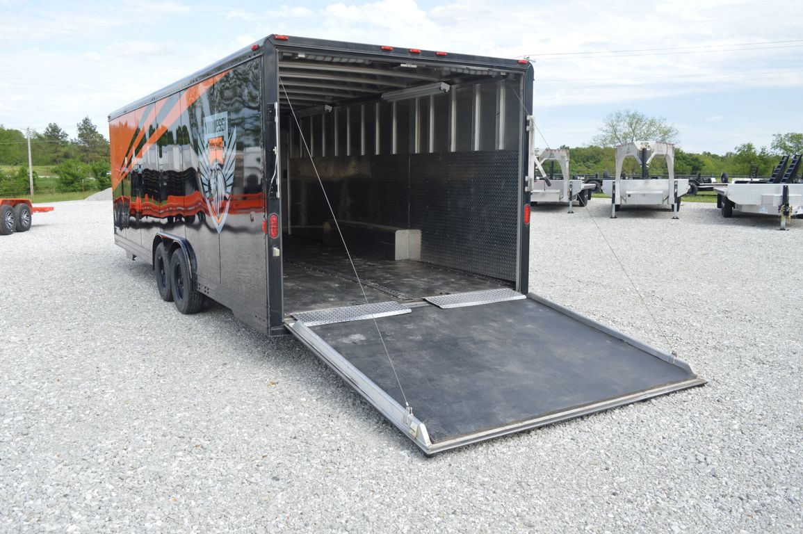 2000 Featherlite