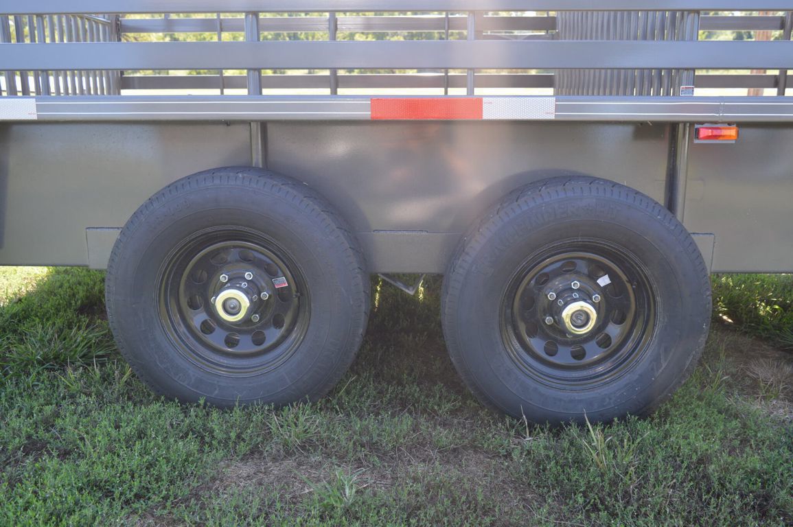 Trailer Photo 11