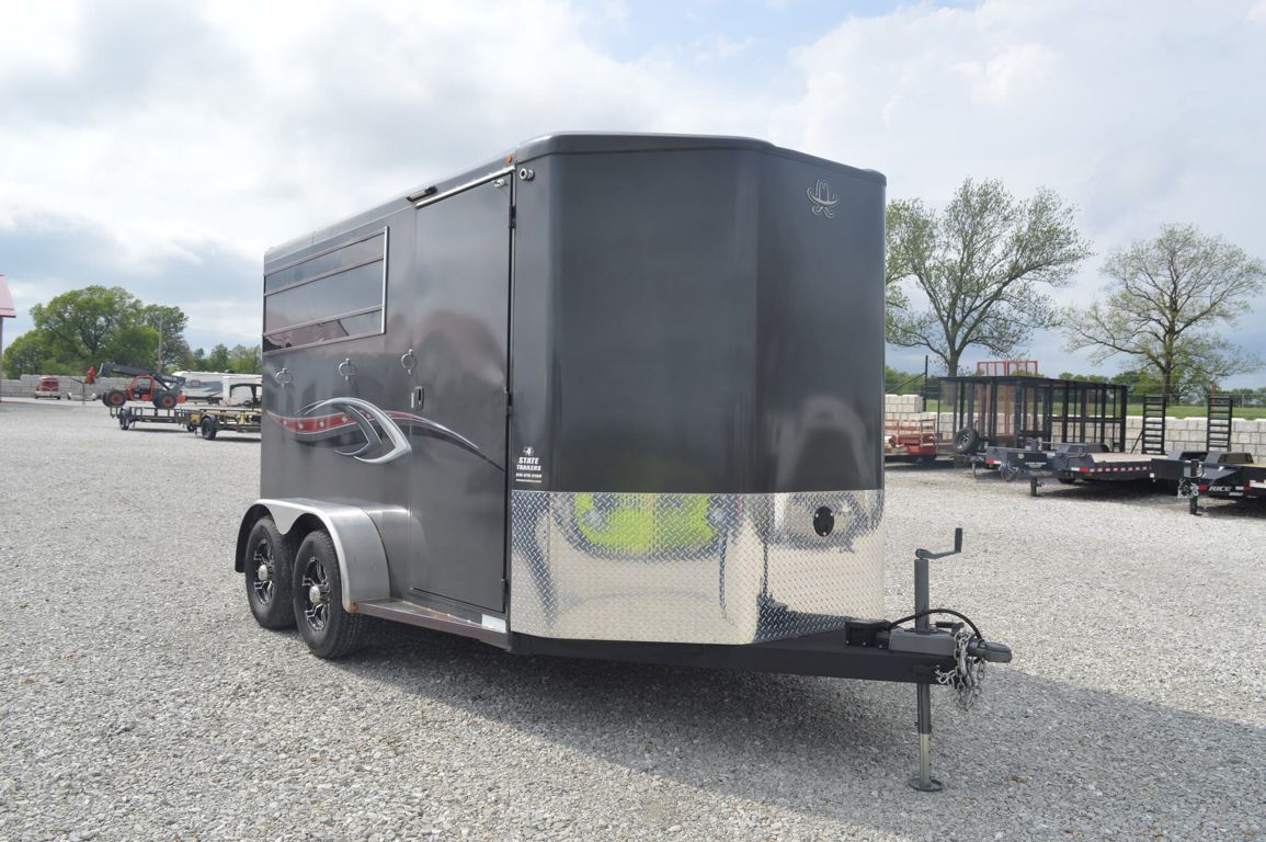 2024 Titan royal ii 2 horse slant 6'8x13'x7'