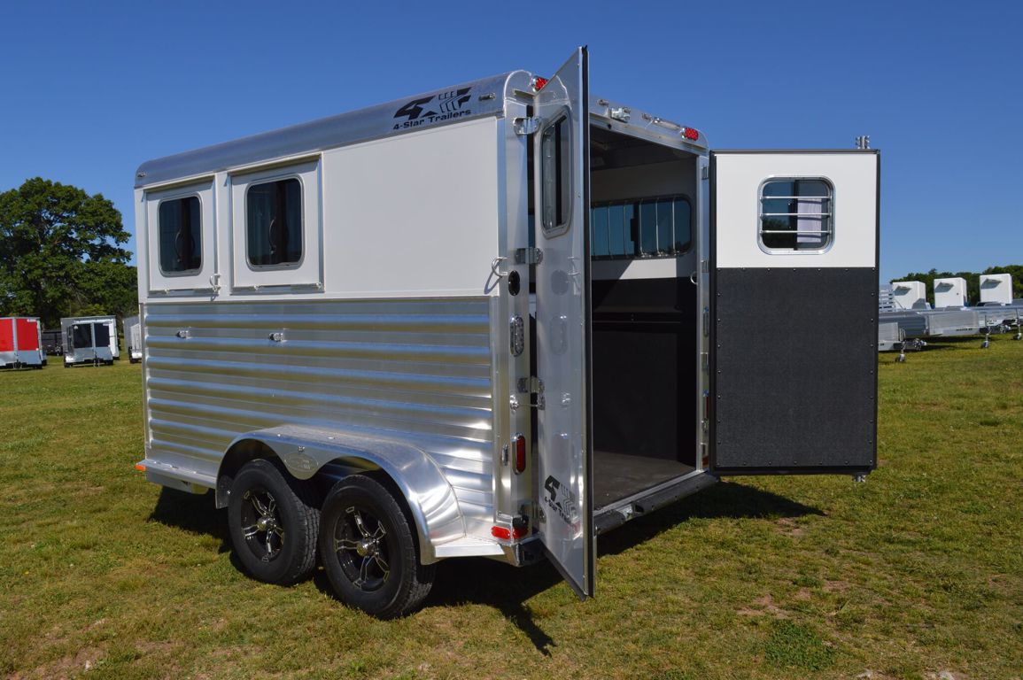 2027 4-star 6'10x11'x7' bumper pull 2 horse slant