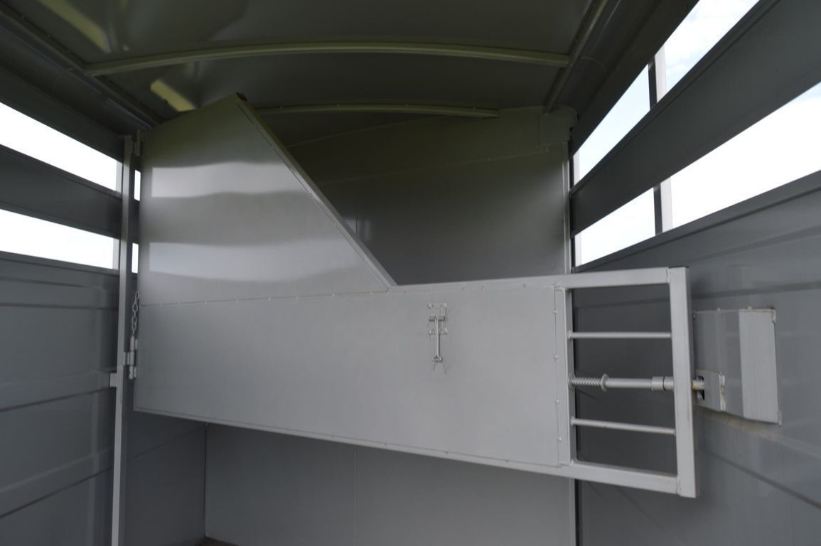 Trailer Photo 6