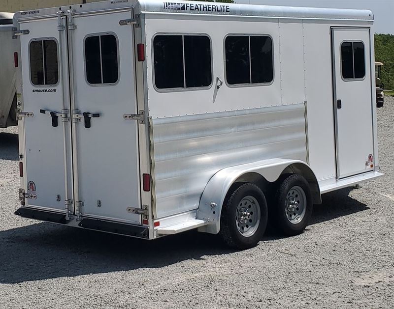 2016 Featherlite Trailers 2 HORSE BUMPER PULL