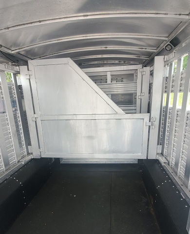 Trailer Photo 9
