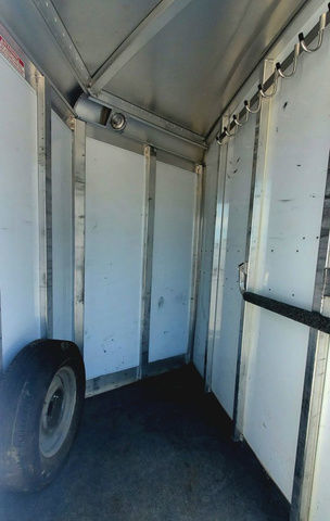 2011 4-star 2 horse slant bumper pull