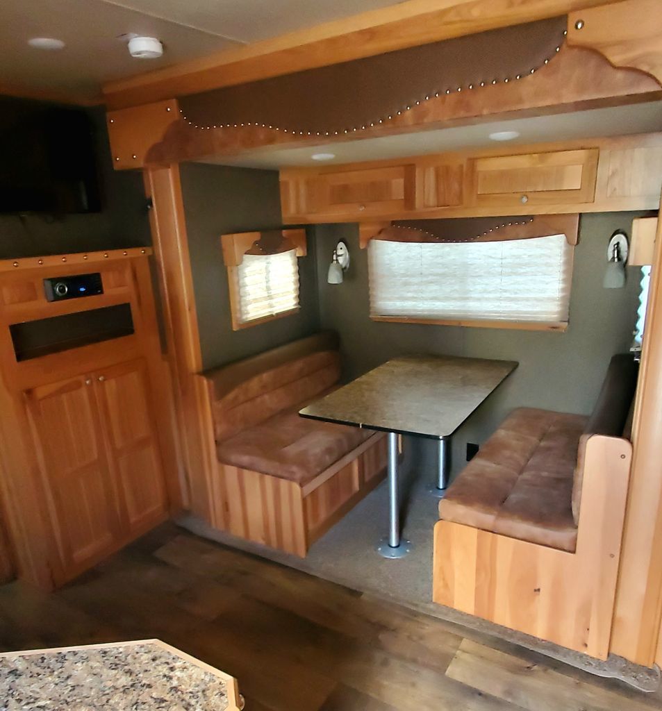 2019 smc 3 gooseneck
