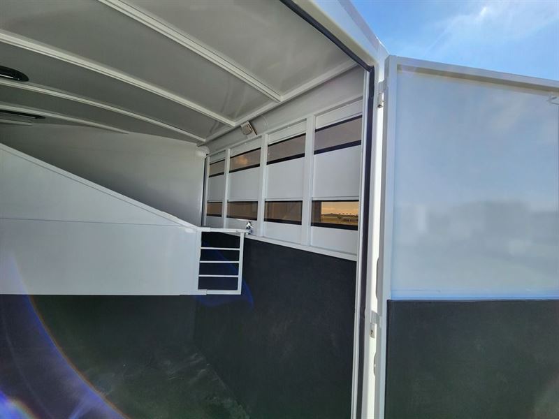Trailer Image