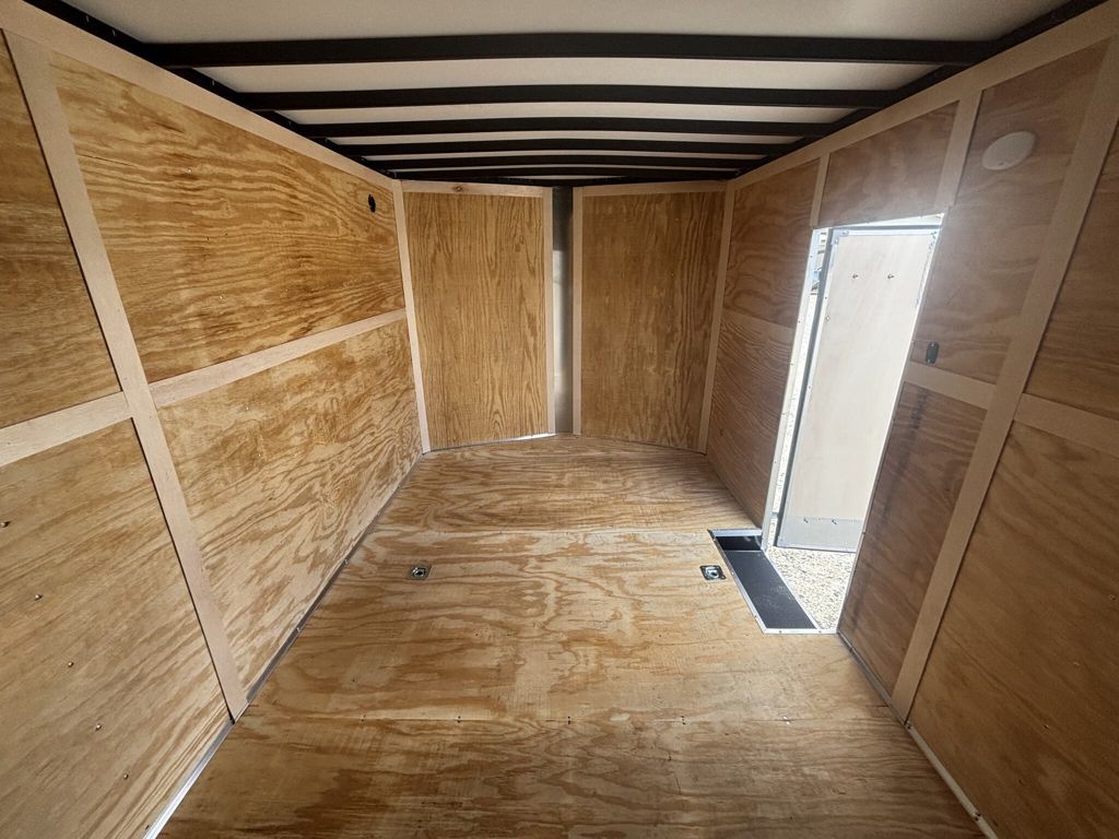 Trailer Photo 10