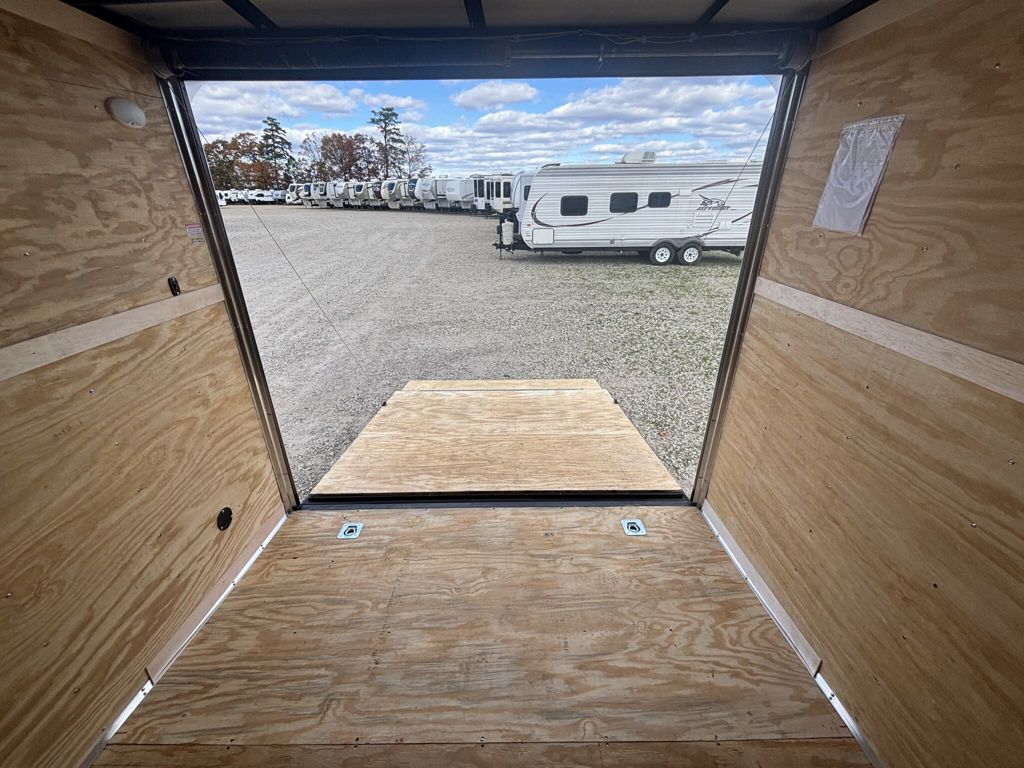 Trailer Photo 12