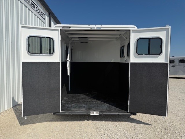 2026 Trails West 2 horse bumper pull trailer
