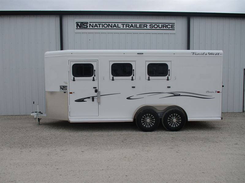 2025 Trails West 3 Horse Bumper Pull Trailer