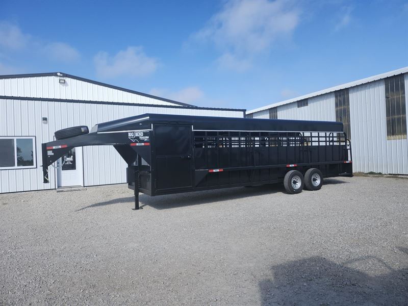 2025 Big Bend 26' Livestock Gooseneck Trailer