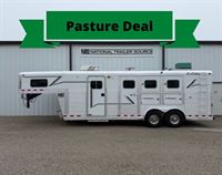 2006 3 horse C&C 3 Horse 8' Living Quarters