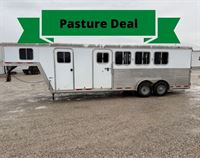 2004 4 horse Featherlite 4 Horse Gooseneck Trailer