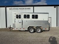 2022 3 horse Travalum 3 Horse Bumper Pull Trailer