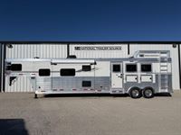 2019 3 horse SMC Laramie 3 Horse 16' Living Quarters