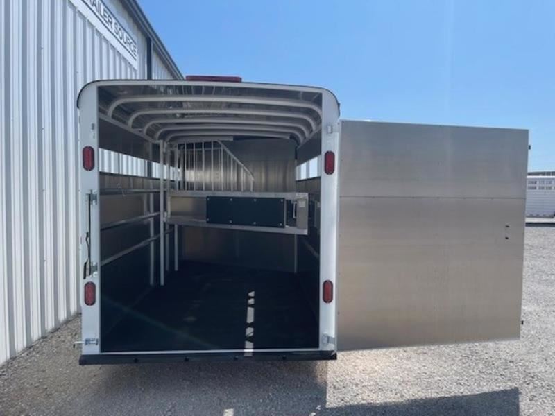 2026 Maverick 3 horse bumper pull trailer