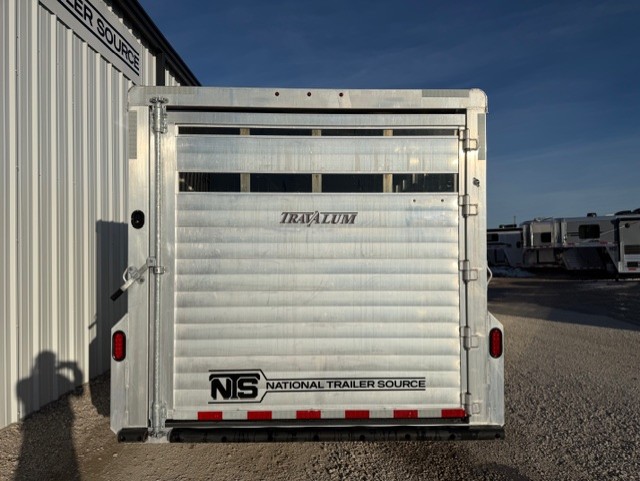 2022 Travalum 3 horse bumper pull trailer