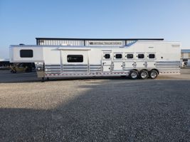 2026 5 horse Twister 5 Horse Side Load with 15' Outlaw Conversions