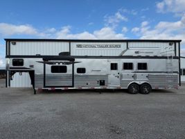 2026 3 horse Bison Ranger 3 Horse Side Load 16' Living Quarters