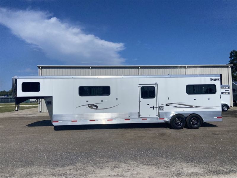 2026 Shadow 4 Horse Head to Head Gooseneck Trailer