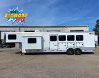 2023 4 horse Shadow 4 Horse with 10'5" Living Quarters