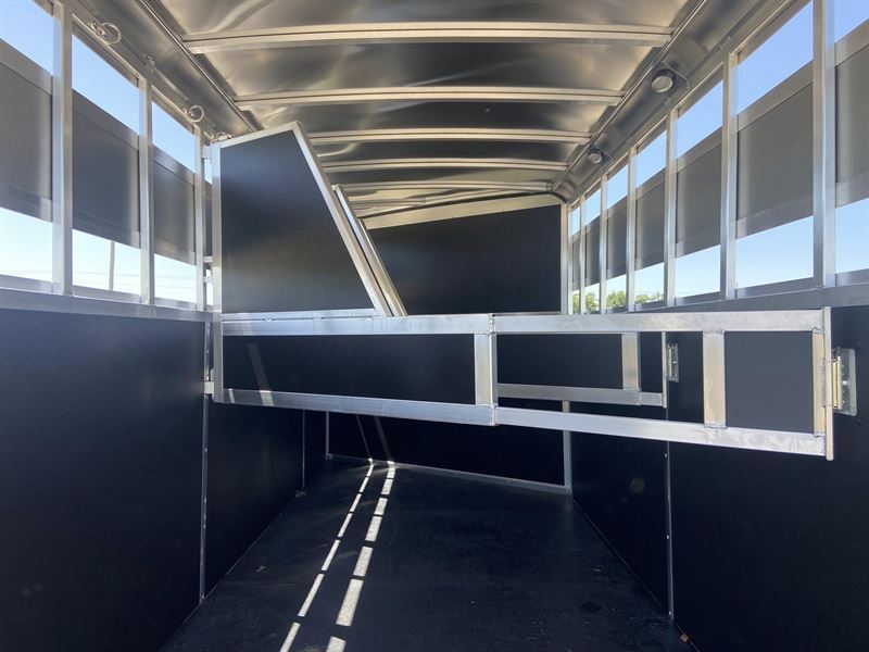 2026 Shadow 4 horse gooseneck trailer